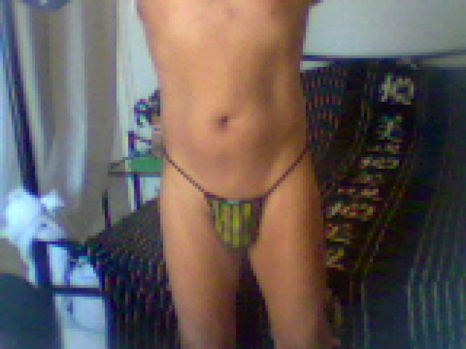 Bel eurasien, tres doux et sexy , propose massage naturiste pour hommes et couples ! - EscortSexe.net @ escortsexe.net