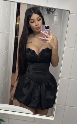 Belle andréa à métro république paris 10 - Escort Paris