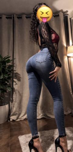Fadela la dz - Escort Montpellier