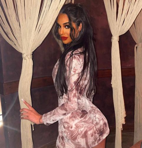 Ts lisa 21cm grosse bite - Escort Besancon