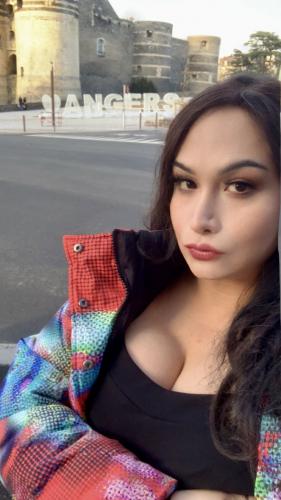 Caroline trans  belle et  chaleureuse - Escort Angers