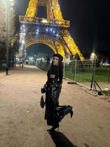 Sophia brésillienne tres chaud  belle femme  sans tabus disponible maintenant a paris 16em - Escort Paris