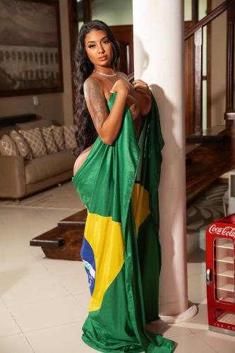 >Sophia brésillienne tres chaud  belle femme  sans tabus disponible maintenant - Escort Paris
