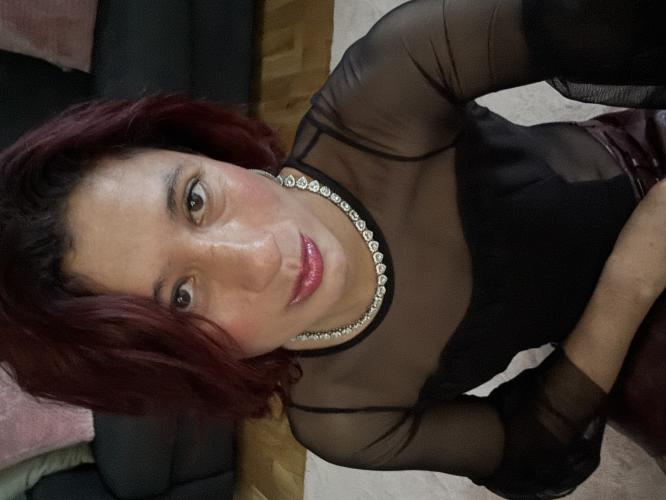 Jade - Escort Tours