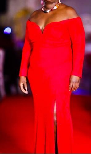 Africaine pulpeuse cool - Escort Evreux