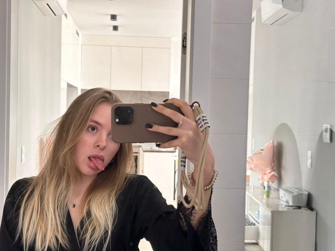 Escorte - Escort Mayenne