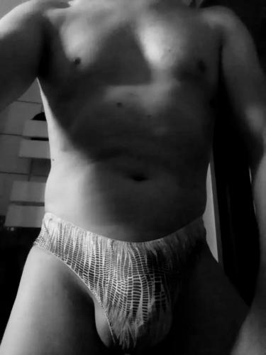 Homme discret pour femme discrète - Escort Osny