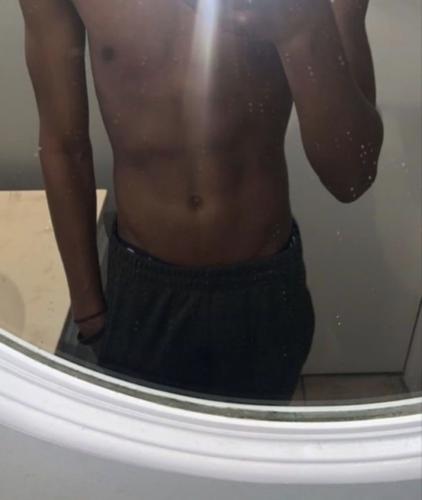 Black jeune à paris - Escort Paris