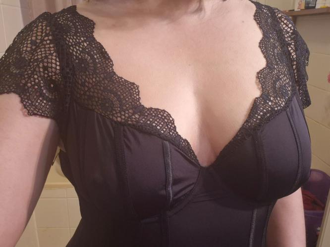 Femme 46 - Escort Bordeaux