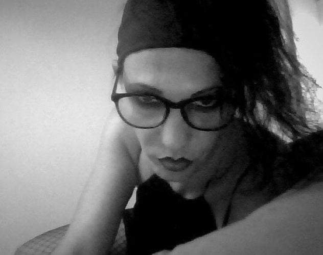 Femme trans soumise et passive - Escort Lyon