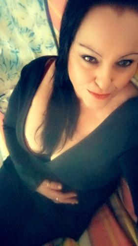 Escorte girl mure avec rondeurs - Escort Orange