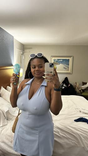 Disponible maintenant - Escort Niort