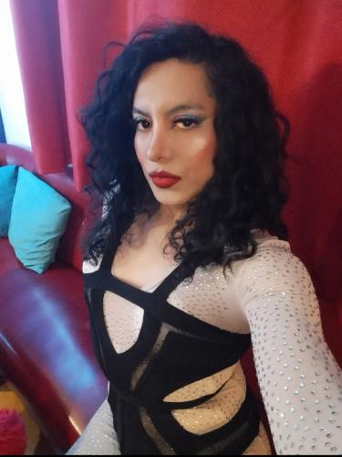 Trans passive femelle - Escort Paris