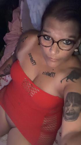 Ici pour mes charmes féminins j sui ouverte d’esprit - Escort Metz