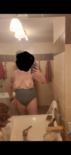 Jeune escorte prête à satisfaire vos desirs - Escort Lyon