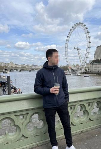 19 ans  - Escort Versailles