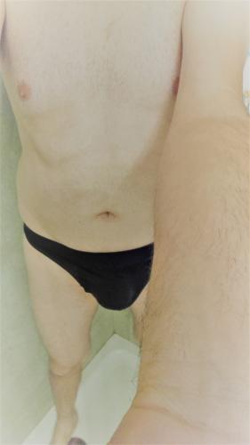 Massage à la plume, tantrique ou érotique pour femme uniquement - Escort Nimes