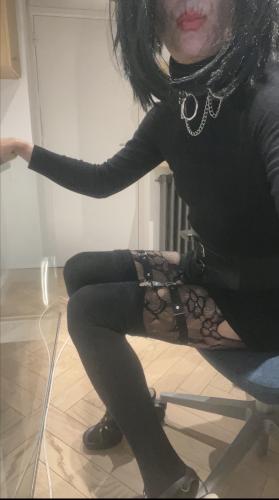 Travesti goth - Escort Paris