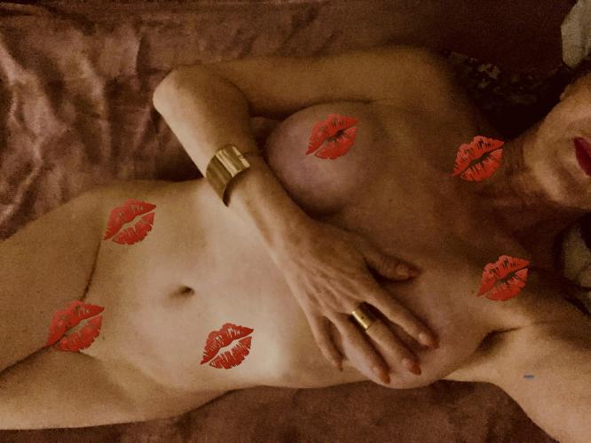 Femme transgenre francaise - Escort Agde