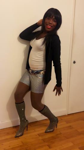 Africain au baya - Escort Massy